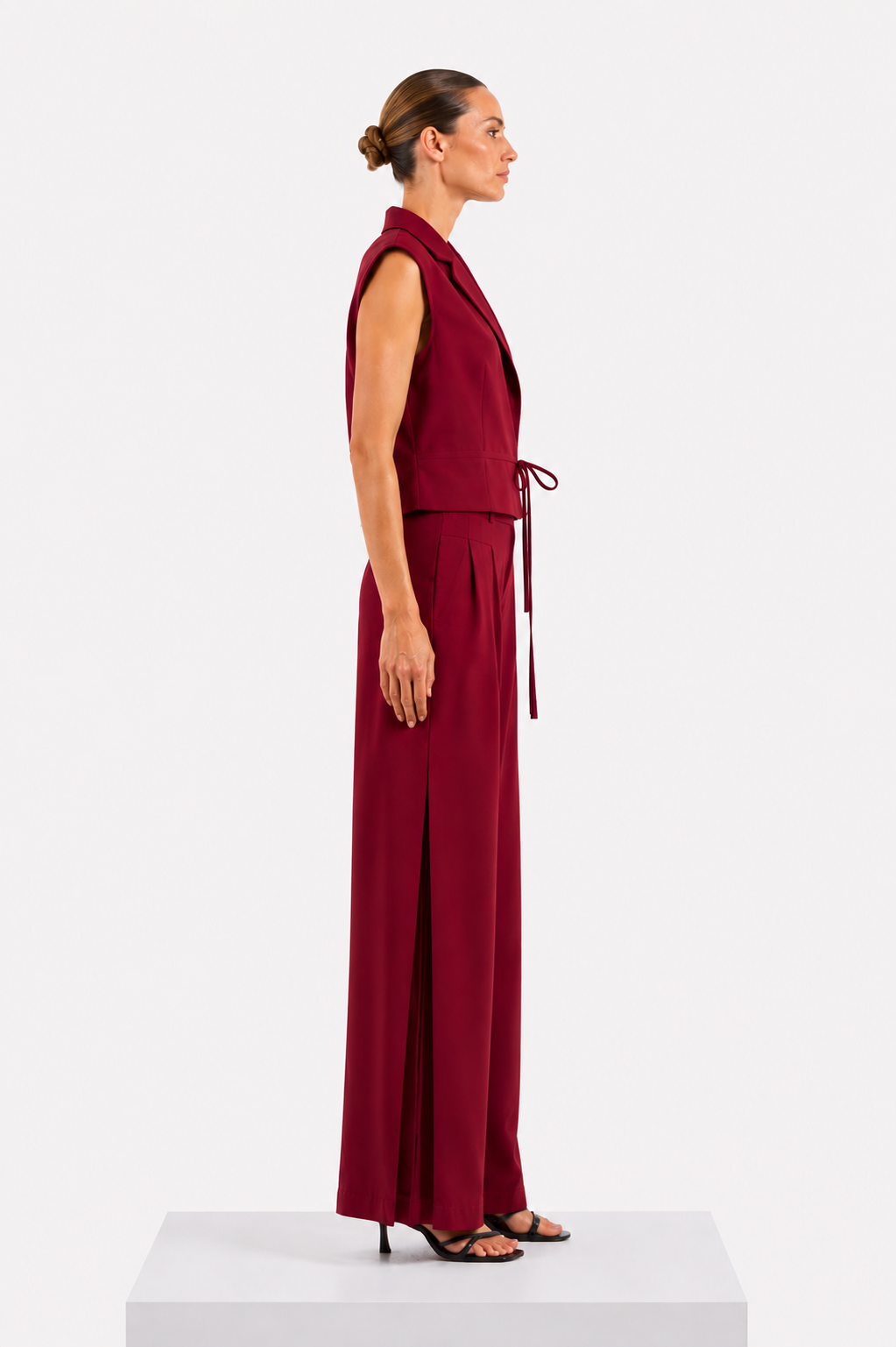L'Assurance Wrap Tailored Vest