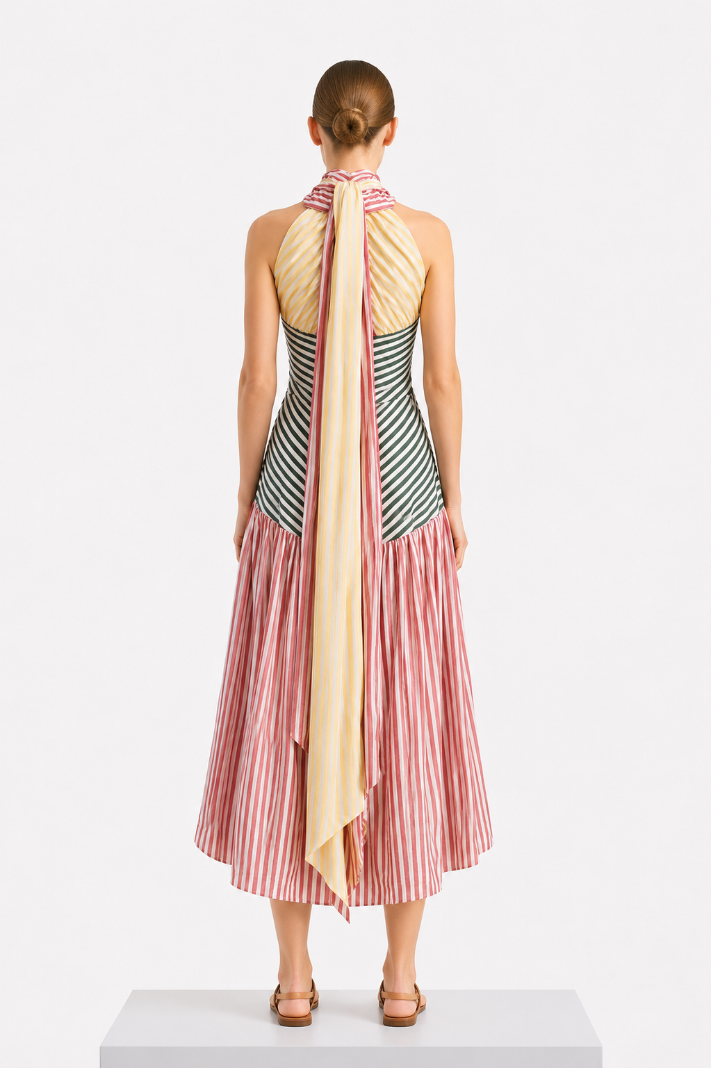 L'Équilibre Dress